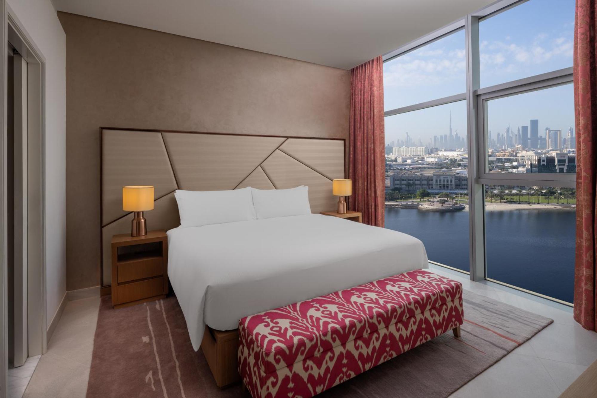Hilton Dubai Creek Hotel & Residences Exterior photo
